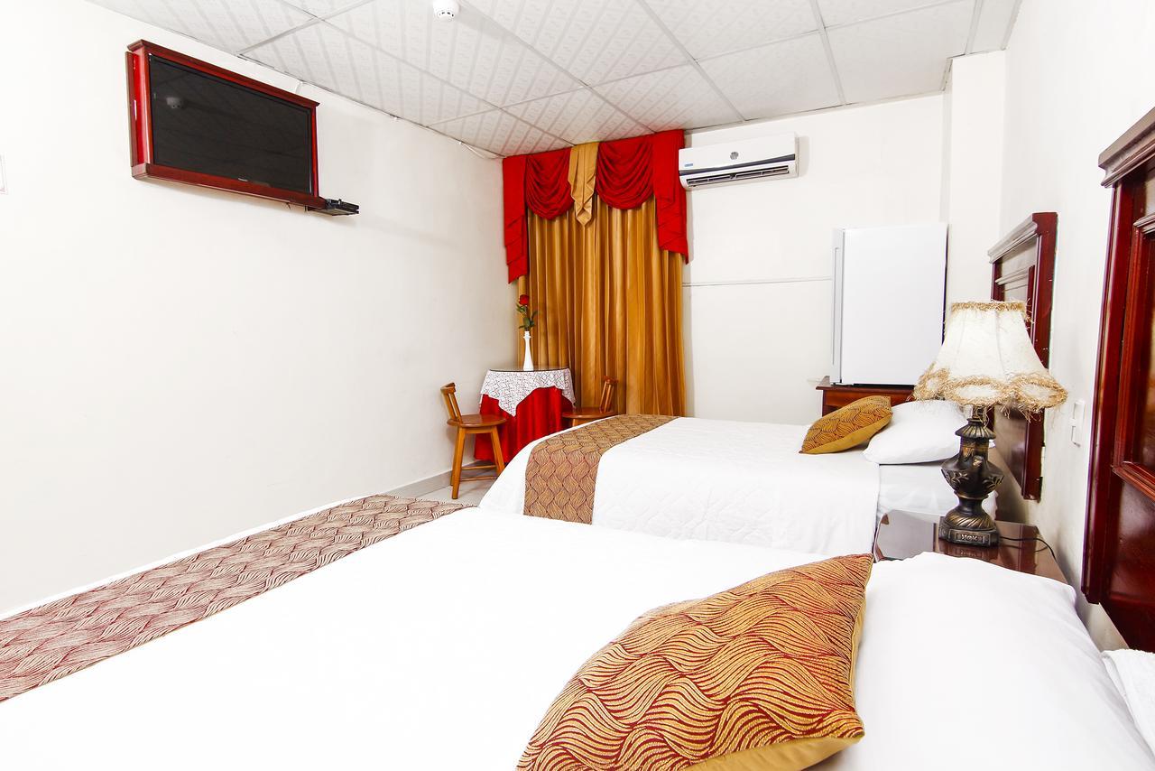 Hotel Flor De Liz Γκουαγιακίλ Εξωτερικό φωτογραφία